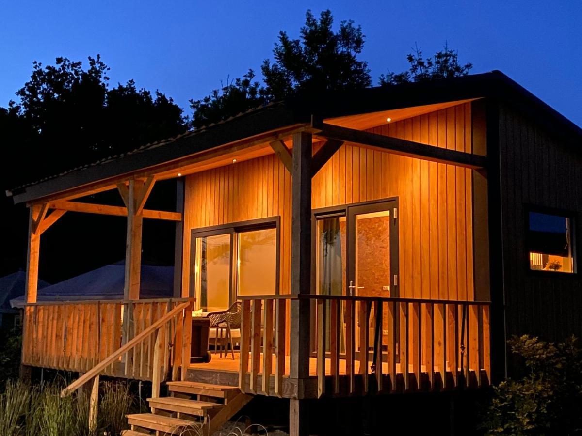Camping Kleine Belterwijde, Wiede Lodge Met Uitzicht Over Het Water المظهر الخارجي الصورة